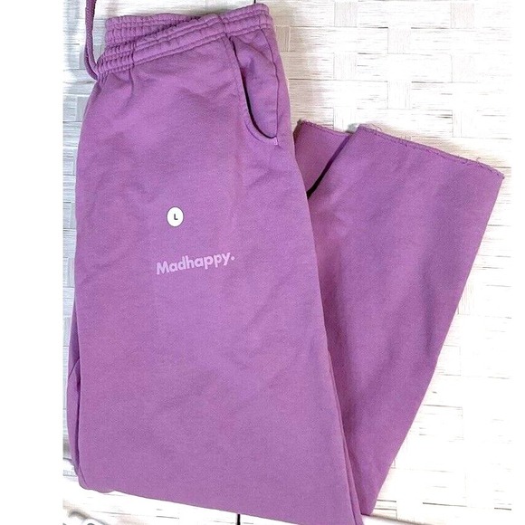 Madhappy‎ Straight Leg Fleece Sweatpants Raw Hem In Lilas - Picture 1 of 3